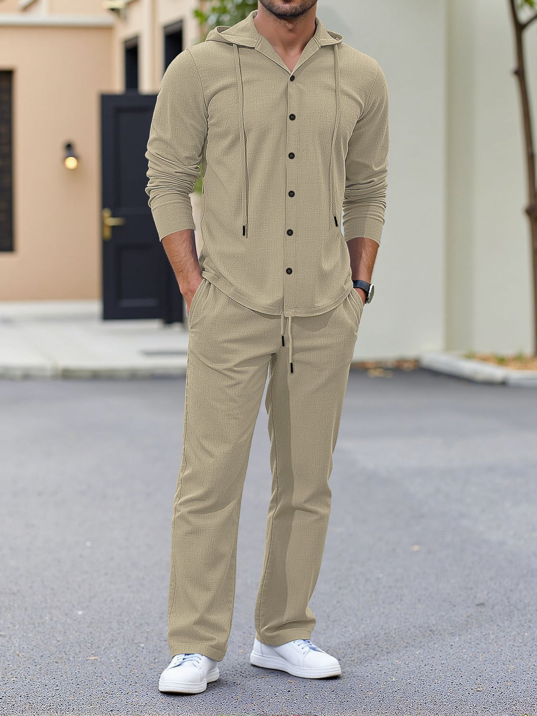 Abito a maniche lunghe da uomo con design minimalista